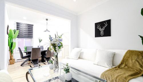 Five-Bedroom Premium Apartment