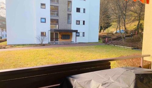 Apartment with Mountain View