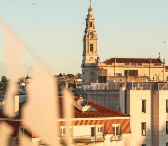 Superior Twin Room with City View