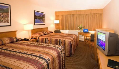 Queen Room with Two Queen Beds - Non-Smoking (Non-Pet Friendly)