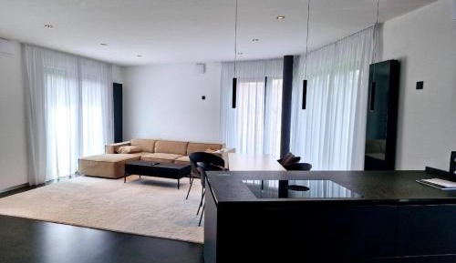 Room #1473701701