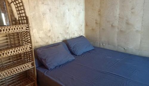 Room #1474256902