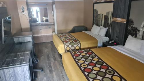 Room #37347729