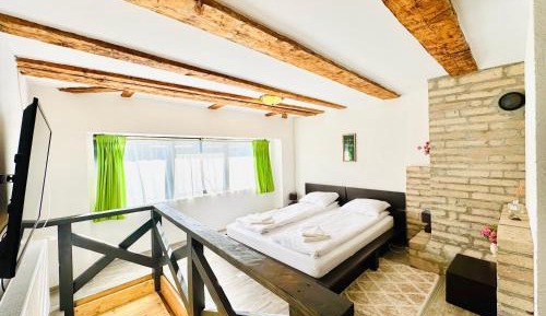 Room #1473665001