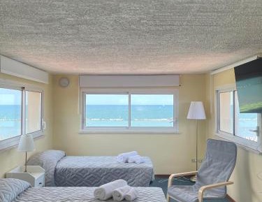 Room #597563610