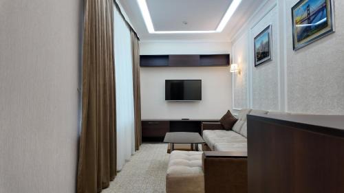King Suite