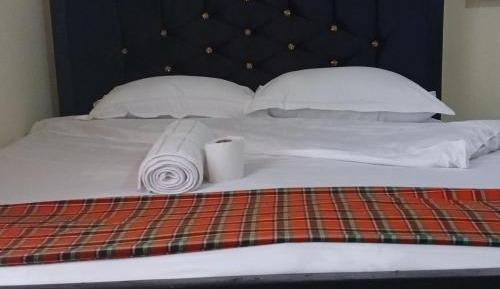 Studio Apartment with King Bed