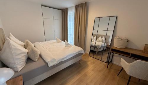 Deluxe One-Bedroom Apartment with Garden View