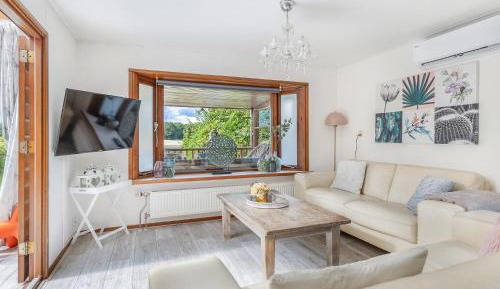 Three-Bedroom Holiday Home 
