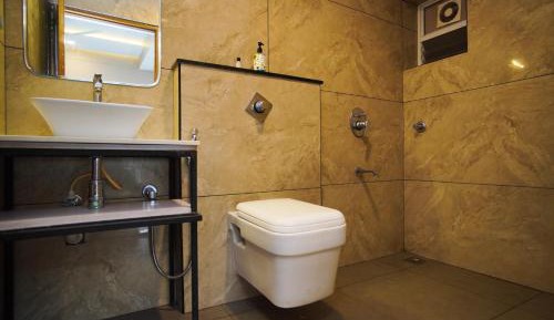 Standard Family Room