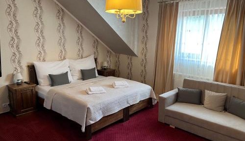 Double or Twin Room with Extra Bed