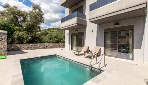 Two-Bedroom Apartment with Private Pool