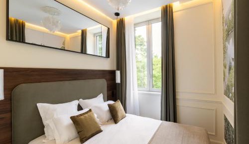 Standard Apartment