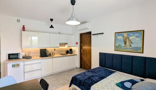 One-Bedroom Apartment with Terrace