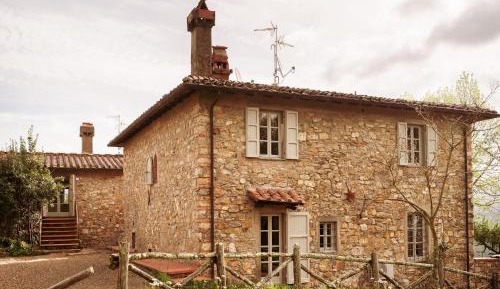 Six-Bedroom Villa 