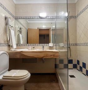 Double Room (2 Adults + 1 Child )