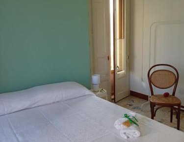 Double or Twin Room with Garden View