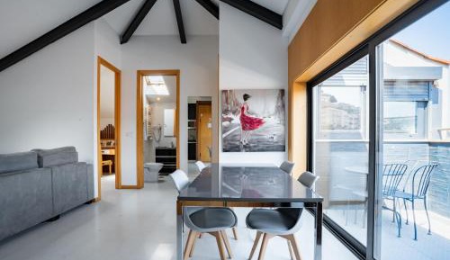 One-Bedroom Apartment with Terrace