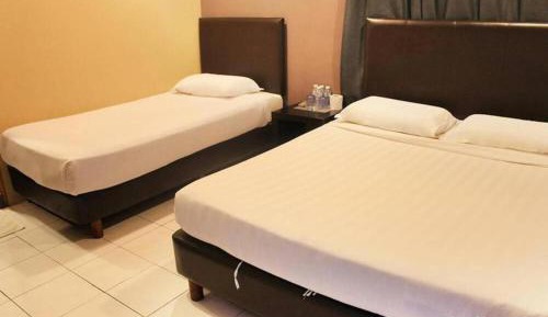 Triple Room with Private Bathroom