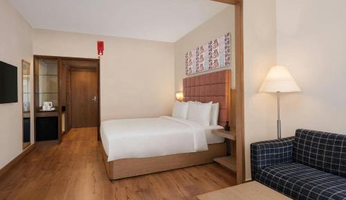 Executive King Room with Lounge Access