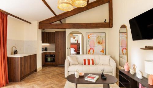 One-Bedroom Superior Apartment
