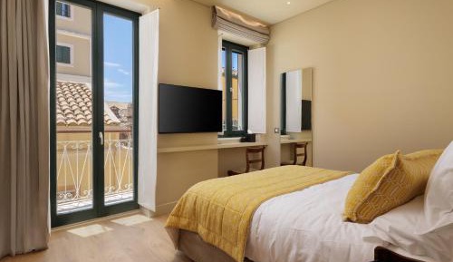 Deluxe Double Room with Balcony