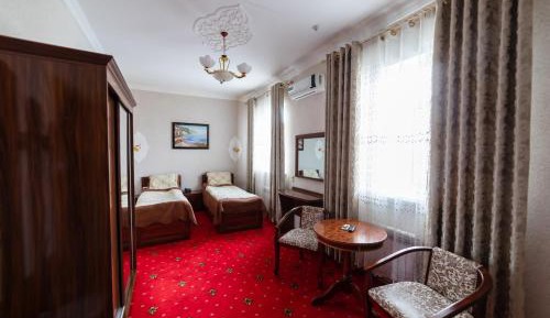 Twin Room with Private Bathroom