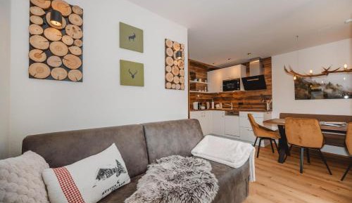 One-Bedroom Apartment with Bathroom