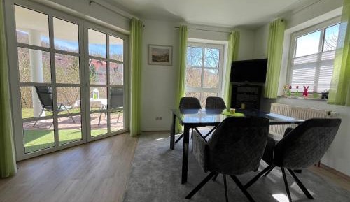 One-Bedroom Apartment with Terrace