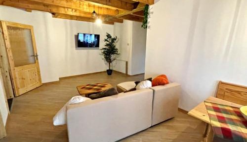 One-Bedroom Apartment with Terrace