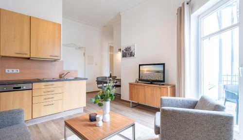 One-Bedroom Apartment with Balcony