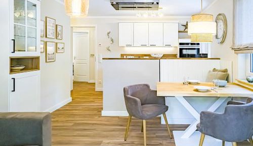 One-Bedroom Apartment with Terrace