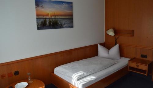Single Room with Balcony
