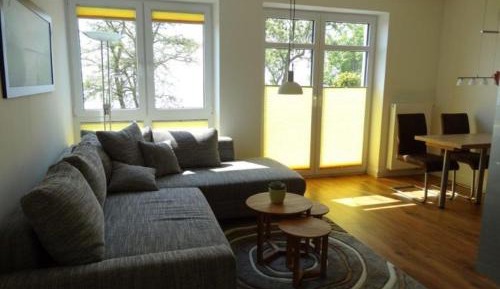 One-Bedroom Apartment with Balcony