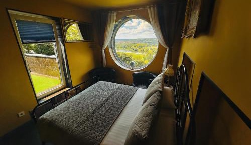 Deluxe Double Room - Cinderella