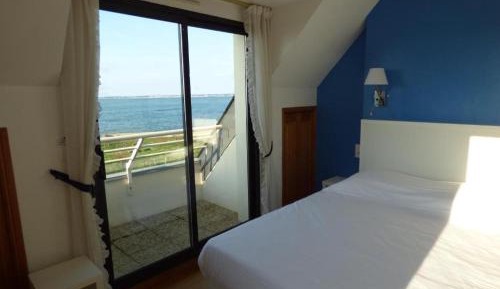 Deluxe Double Room with Balcony and Sea View