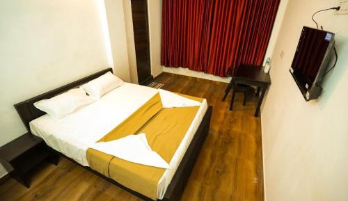 Two-Bedroom Deluxe Apartment