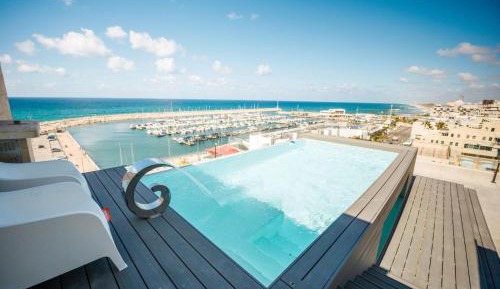 Five-Bedroom Apartment