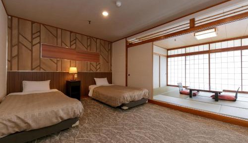 Superior Family Room