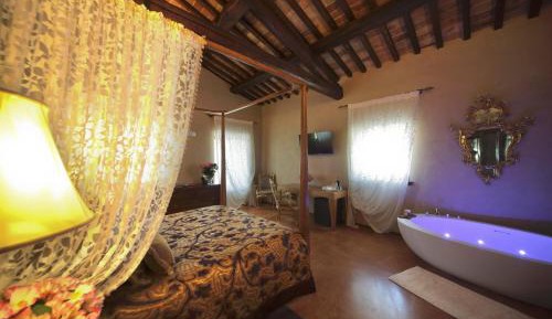 King Room with Spa Bath