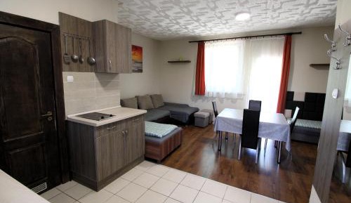 Apartment with Garden View
