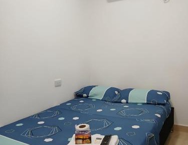 Single Room with Private Bathroom
