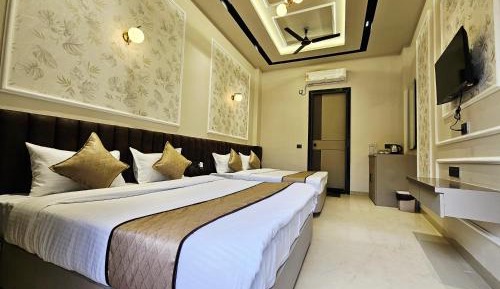 Deluxe Quadruple Room