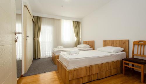 Twin Room with Private Bathroom