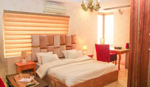 Large Single Room