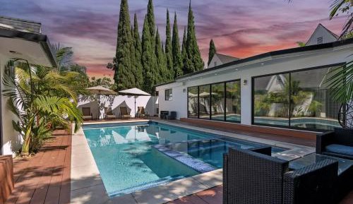 Five-Bedroom Villa