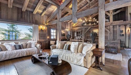 Chalet (12 Adults)