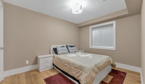 Standard Queen Room