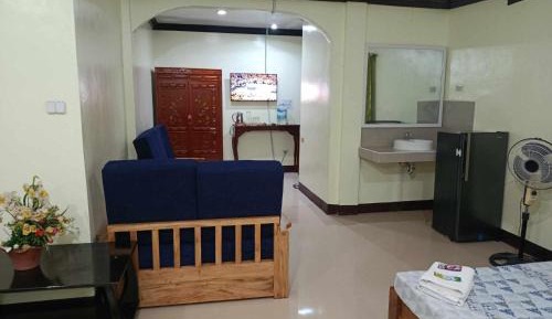 Deluxe Family Room