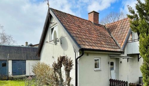 One-Bedroom Holiday Home